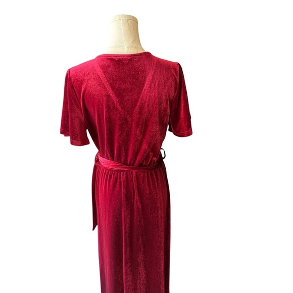 Baltic Born - NWT Nadine Velvet Wrap Midi Dress Merlot Size M - Picture 5 of 8
